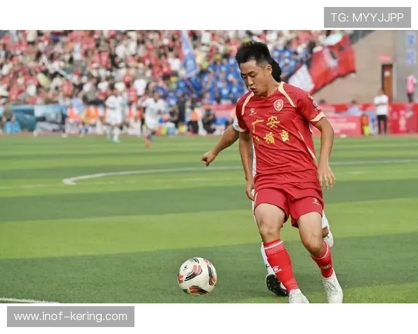 武磊再度闪耀绿茵赛场展现中国力量引领球队勇攀新的荣誉高峰